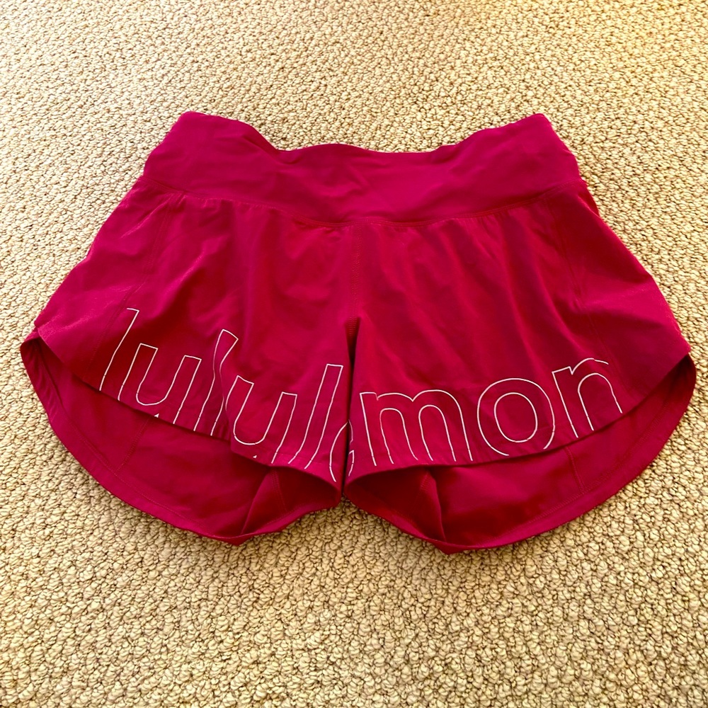 Lululemon Women special edition speed up shorts LR 4” pomegranate with graphic 4